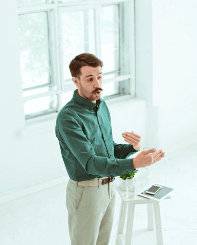 Mowa ciała jako jedna z najważniejszych kwestii wystąpień publicznych.