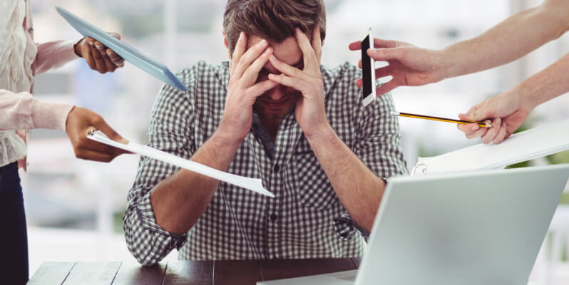 Asertywność pozwoli Ci zwiększyć pewność siebie i uniknąć niesprawiedliwego traktowania.